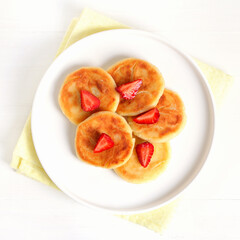 Cottage cheese pancakes with strawberry