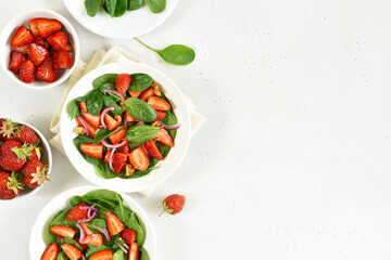Fruit salad with strawberry, spinach and walnut