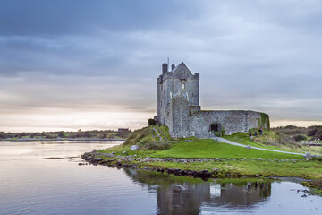 Naklejka na ściany i meble Dunguaire Castle, Ireland