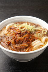 牛肉とごぼうのうどん