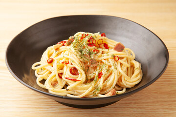 スパゲッティ　ペペロンチーノ