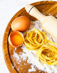 egg pasta and flour