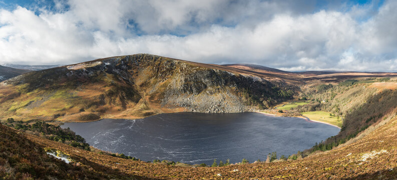 Panorama of lake Tay with mountain in the background