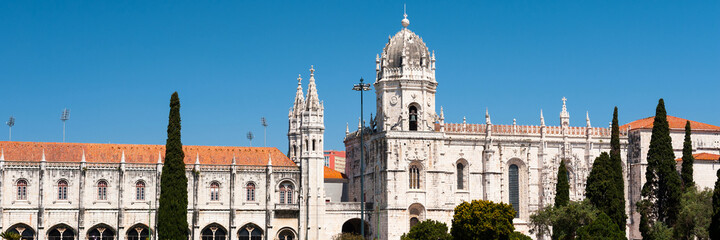 Fototapeta na wymiar Lisbon, Mosteiro dos Jeronimos
