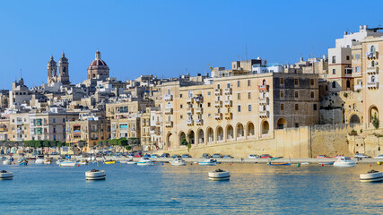 Obraz premium Valetta harbor, panorama of Senglea peninsula