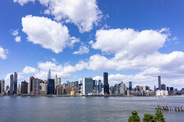 Obraz premium New York City panorama with Manhattan skyline over East River