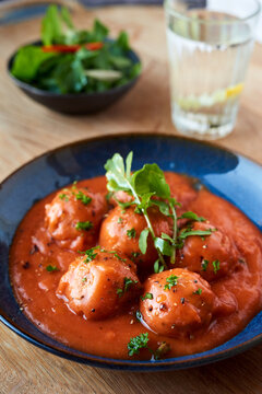 Vegan meatballs tapas