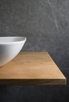 Renovated bathroom detai just after restructuration