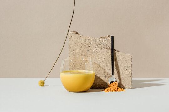 Curcuma latte