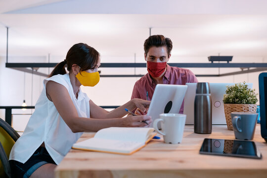 Business People Working In Office