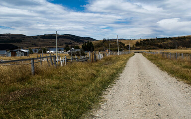 Caminos de tierra en el campo.