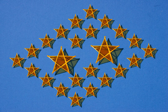 Set of stars of different sizes and shape