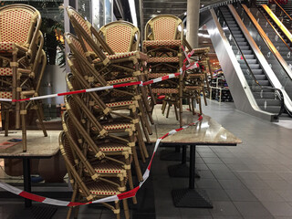 closed cafe during lockdown