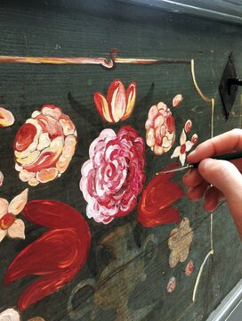 Acrylic flower painting on a wooden box vol. 3