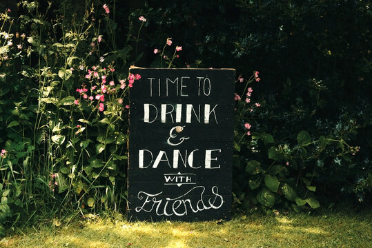 Time to drink & dance with friends