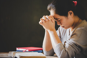 Christian life crisis prayer to god.