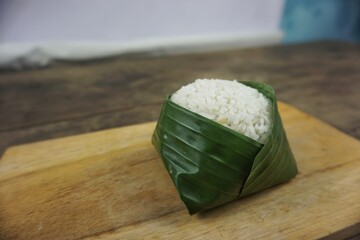 rice wrapped in banana leaves
