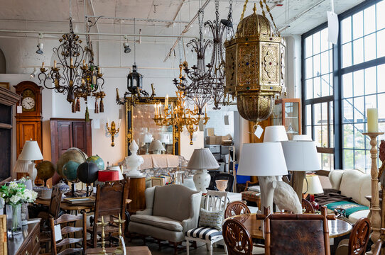 Luxury Antique shop Showroom