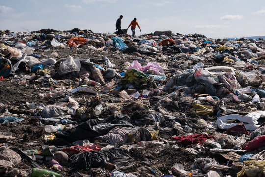 landfills and their plastic polution