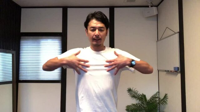 浅い呼吸を深い呼吸に肋骨マッサージ【#肋骨 #肋間神経痛 #肋間 #胸骨 #大胸筋 #小胸筋】#62