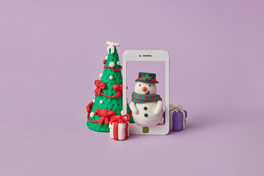 Craft smatrphone frame with Christmas decoration.