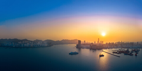 Fototapeta premium Hong Kong sunrise panoramic view from Kowloon