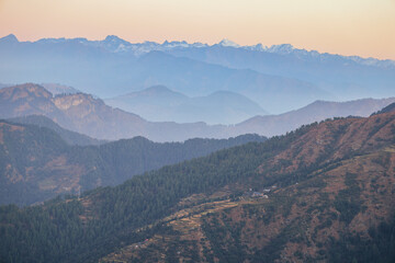 Obraz premium The great Himalayan mountain ranges landscape in dawn