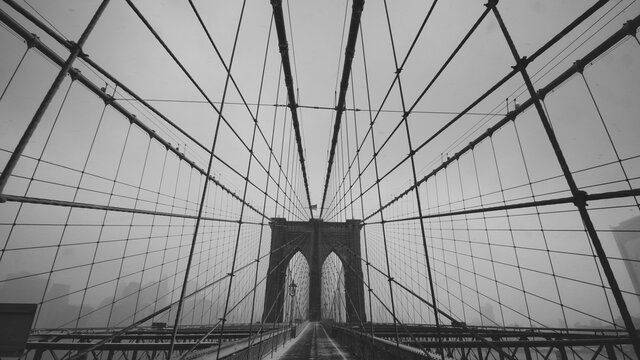 Empty Manhattan bridge