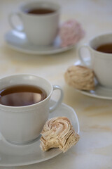 Tea or coffee with berry marshmallows