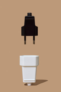 male and female electrical plugs