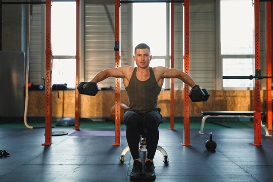 Weightlifter training at gym