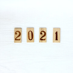 wooden plaques with numbers indicating the year. event in 2021