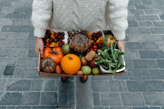 seasonal fruits and vegetables to go