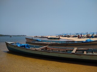 Fototapeta premium boats on the beach, Pozhiyoor Thiruvananthapuram Kerala