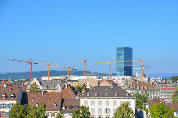 Zürich mit vielen Baukränen
