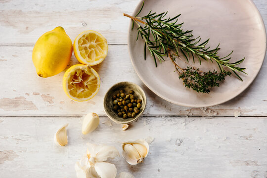 Garlic, herbs and other aromatic seasonings