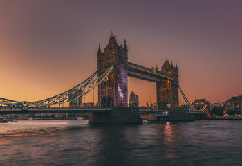 Fototapeta na wymiar Sunset timelapse of Tower Bridge in London. UK