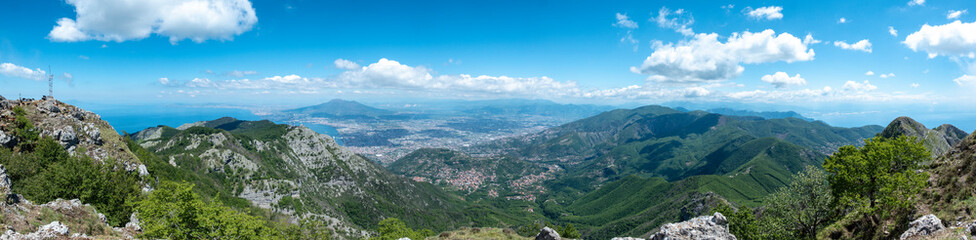 Passeggiata e Trekking all'aria aperta sul Monte Faito in Costiera Sorrentina