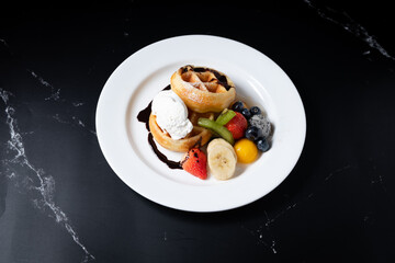 Cafe - Mini Waffles with cream and fruit topping