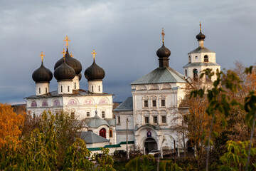 Fototapeta na wymiar Uspensky Trifonov Monastery. Kirov