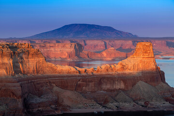 USA, Utah, Glen Canyon National Recreation Area. Sunset on Lake Powell and Navajo Mt.