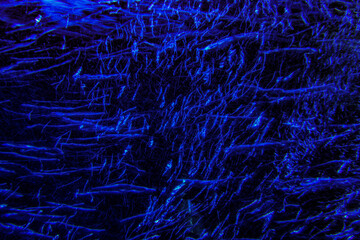 激しく流れる水流のイメージ