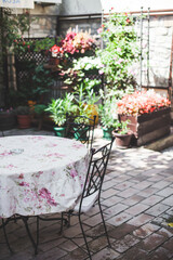 empty tables in the restaurant