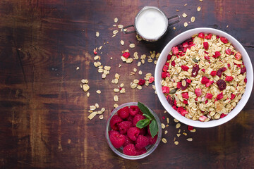 muesli with berries and milk