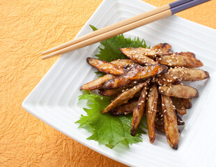 ごぼうの甘辛揚げ