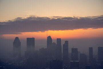 Fototapeta premium sunset over the city belvédère mont royal Montreal