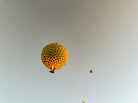 Hot air balloon