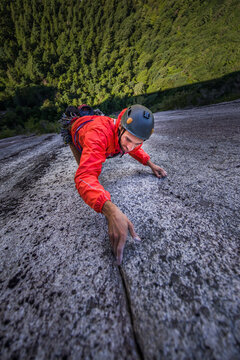 Man trad climbing, Squamish, Canada