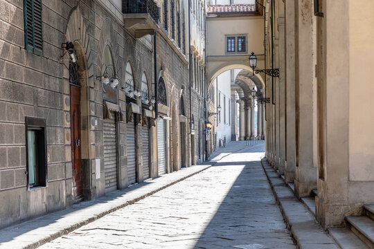 Fototapeta View down an empty street in Florence, Italy during the Corona virus crisis.