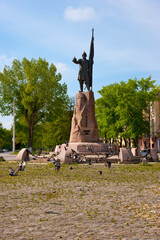 Novocherkassk. Monument to Ermak and a flock of pigeons. 